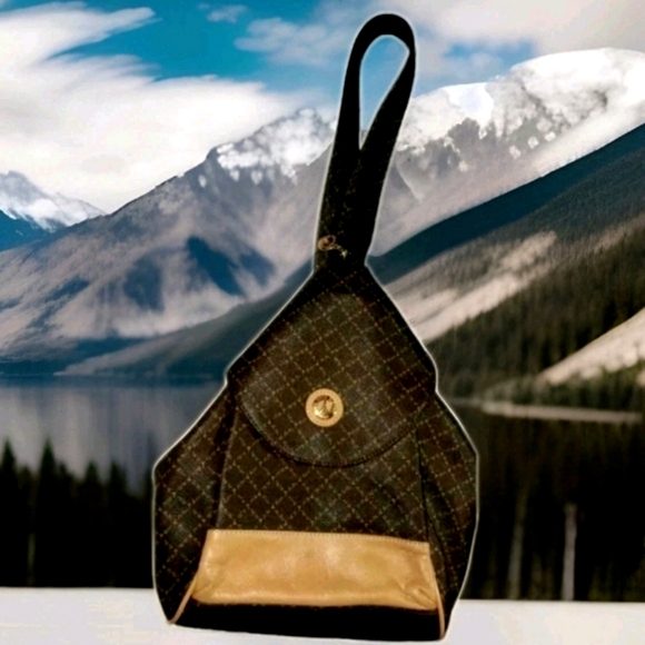 La Tour Eiffel Sling Handbag Monogram, Converts from Sling Bag to Backpack - Picture 1 of 14
